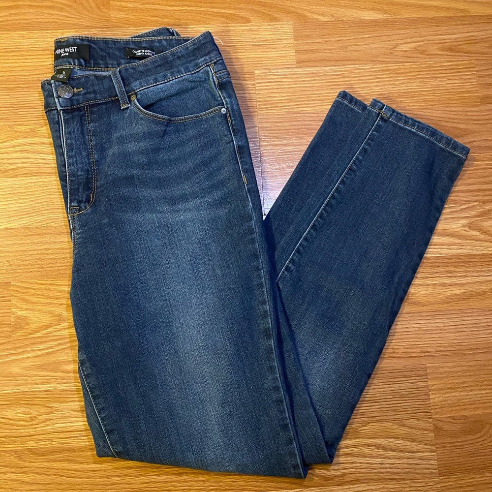 Nine West women’s high rise jeans Size 8